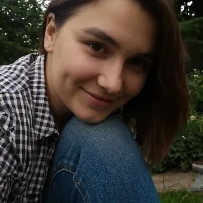 Полина